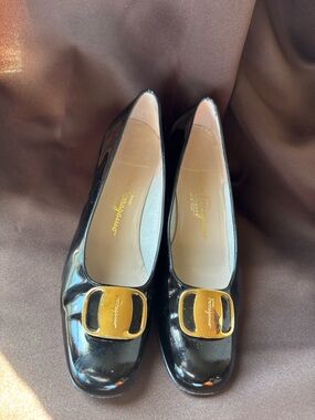 Salvatore Ferragamo Black Patent Leather Vara Buckle Flats